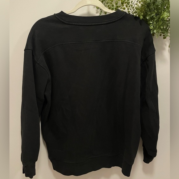 Lululemon Women’s Crewneck Sweatshirt - Black - Bubble Letter - Picture 3 of 4